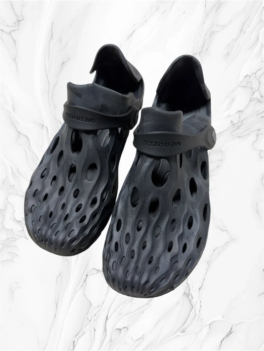 Merrell hydro Clog Sandals in Charcoal Gray bog kids size 6